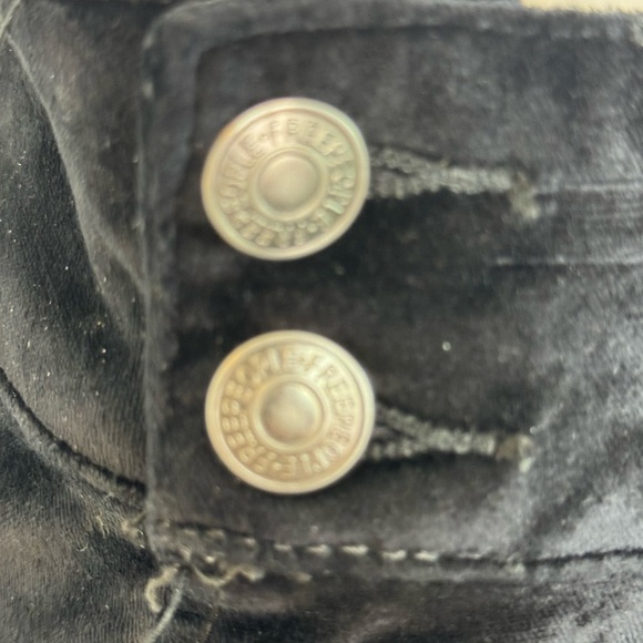 Free People Velvet Retro Mini Skirt Black Side Button Casual Back Zip Size 26 - Picture 4 of 12